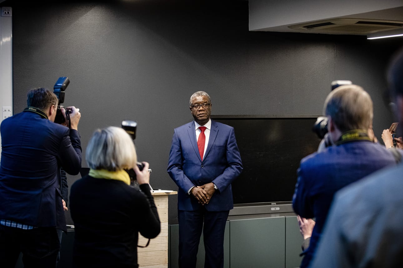 Denis Mukwege oli Suomessa helluntaiseurakuntien kehitysyhteistyöjärjestön Fida Internationalin kutsumana. Ulkoministeriö rahoittaa Fidan työtä kuten vammaisten lasten koulutuksen tukemista Kongon demokraattisessa tasavallassa.