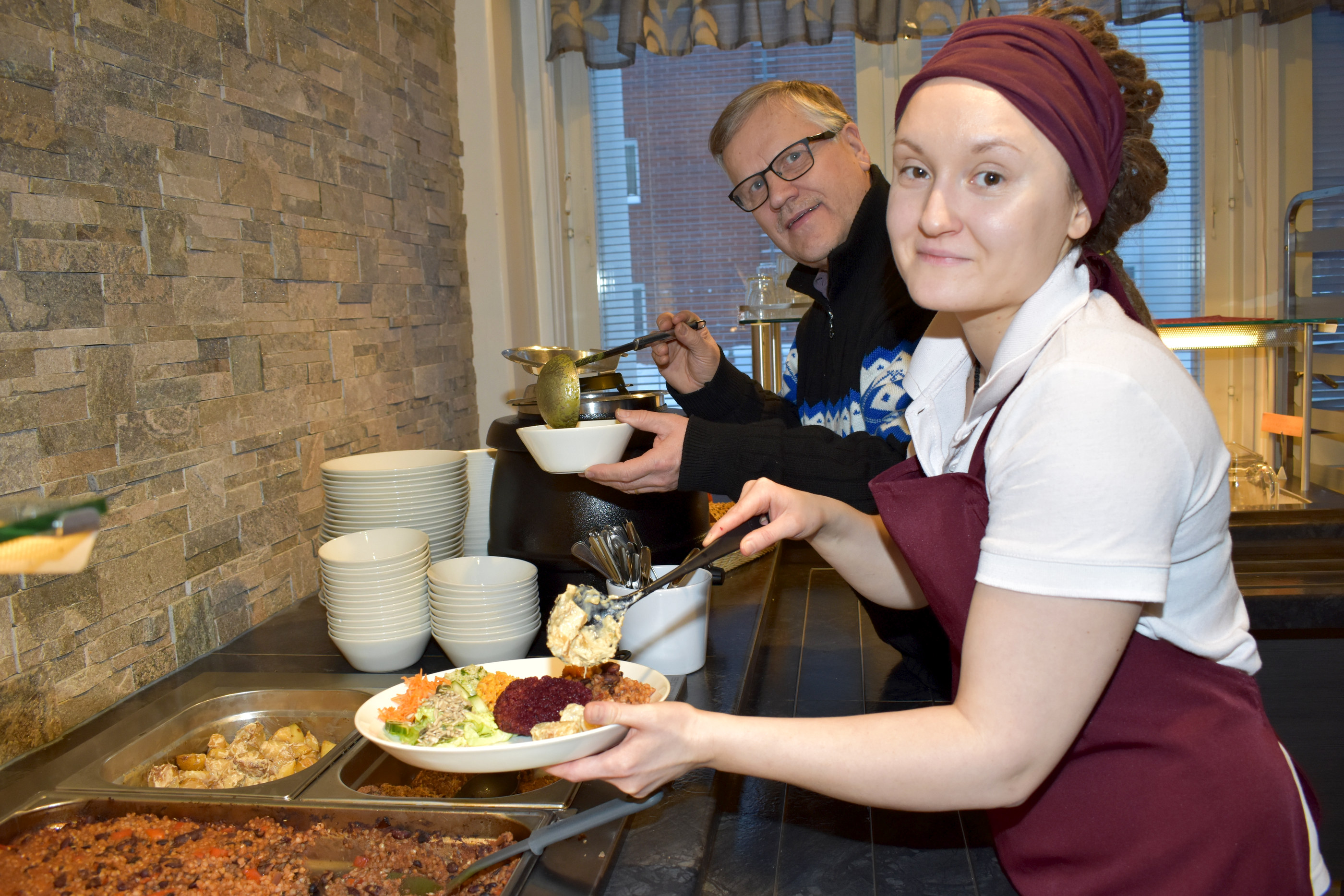 Kasvisruoan suosio kasvaa myös Kuusamossa – Suomen pohjoisin vegaaniravintola juhlii 5-vuotissyntymäpäiväänsä