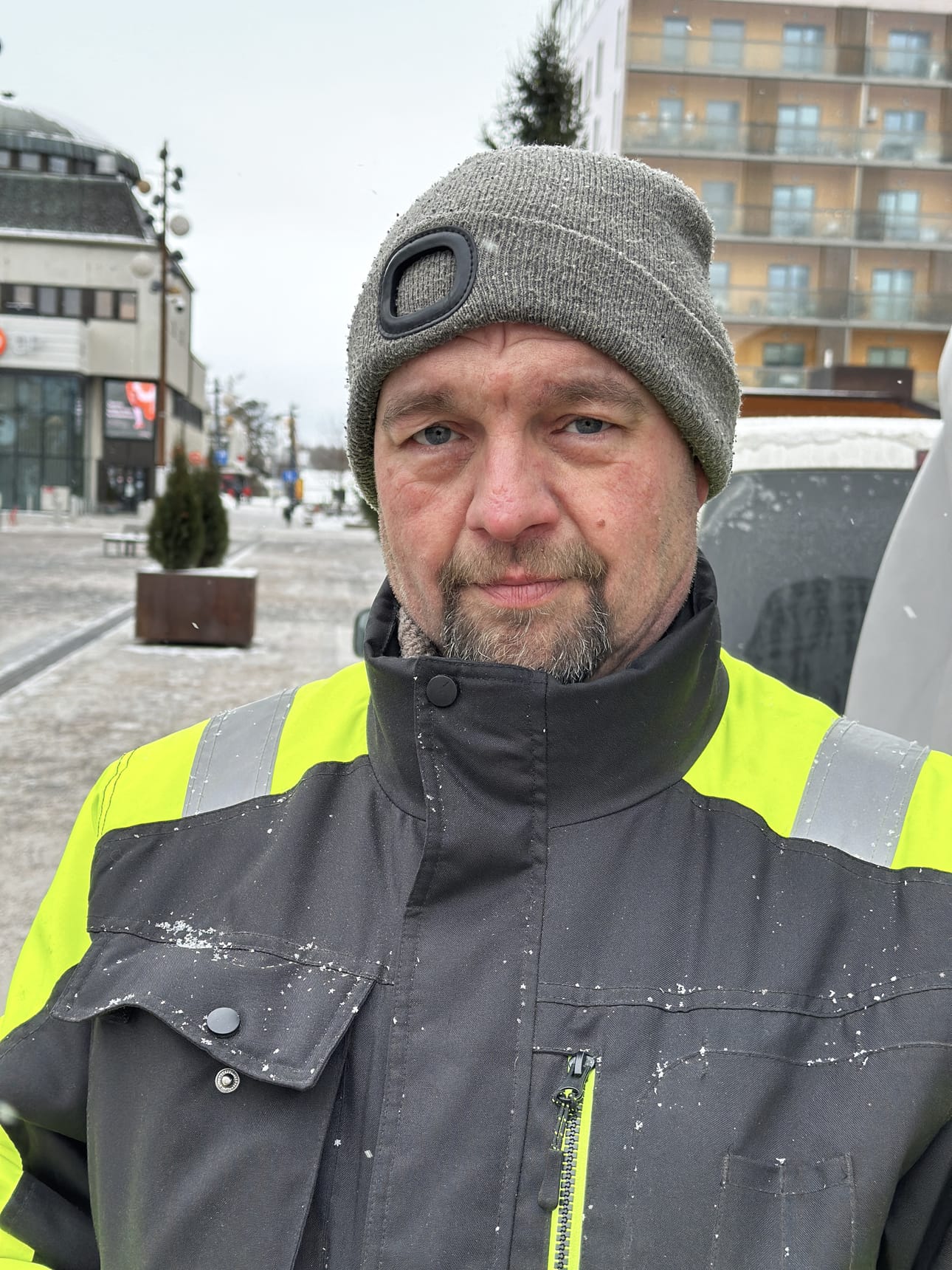 – Hyvä ystävä on luotettava ja uskollinen. Aina uhrautuu toisen puolesta. Eikö se ole aika kova ominaisuus, kysyy Teuvo Lampakka.
