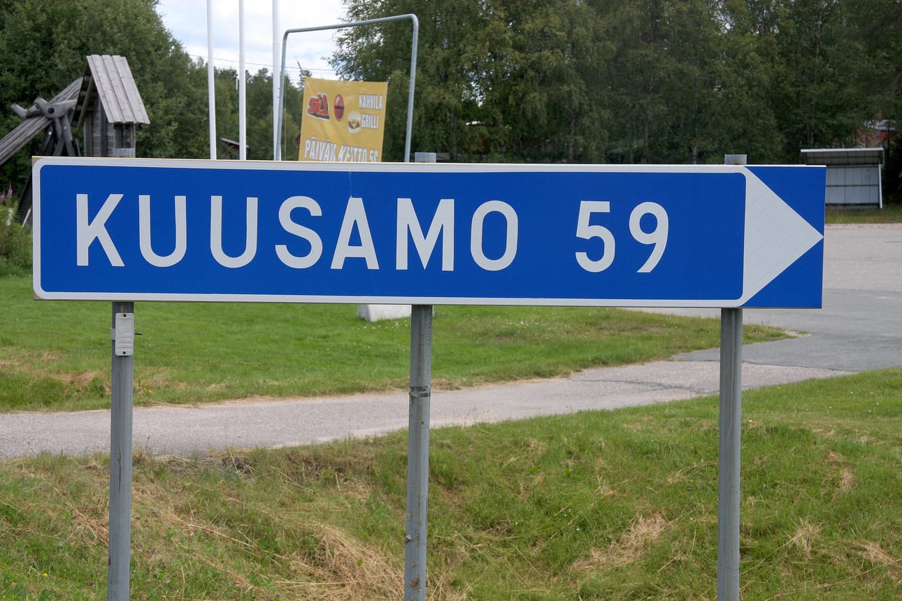 Muikkumarkkinoiden yhteydessä järjestetyssä mökkiläistilaisuudessa tilaisuuteen osallistuneista vapaa-ajan asukkaista kaksikolmasosaa liittäisi Posion Rovaniemeen ja yksikolmasosa Kuusamoon.