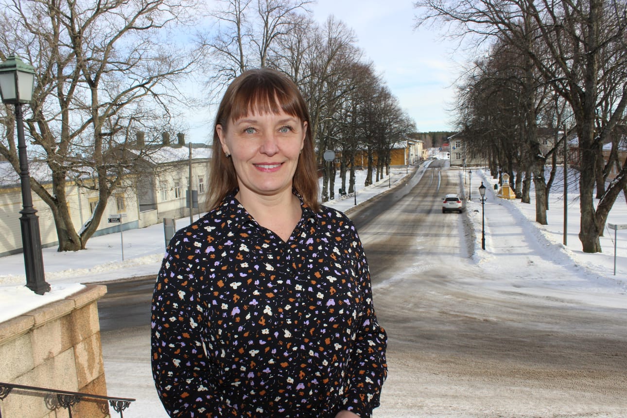 Miltä Mila Segervallista tuntuu 50-vuotissyntymäpäivän alla? - Oudolta tuntuu, että se päivä tulee jo. Herranjestas, näin monta vuotta olen elänyt. Itse tunnen, että olen vähän päälle 30-vuotias, naurahtaa Segervall.