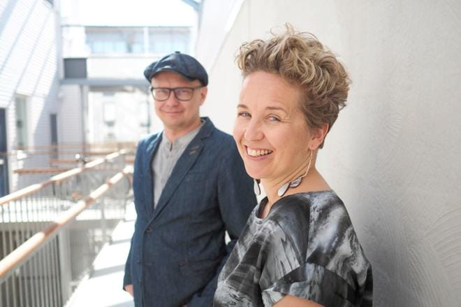 Käsikirjoittajien Mika Ronkaisen ja Merja Aakon Kaikki synnit -rikosdraama voitti Göteborgin elokuvafestivaalien parhaan TV-draamapalkinnon, joka myönnetään parhaasta käsikirjoituksesta. Kuva: Minna Akimo