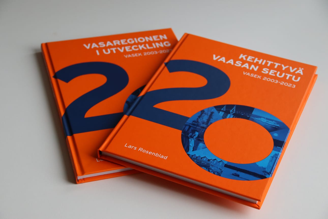 Juhlakirja julkaistiin 5.9. yrittäjän päivänä.