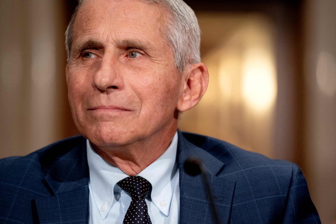 Yhdysvaltain hallinnon tartuntatautiasiantuntija Anthony Fauci kertoi jättävänsä tehtävänsä joulukuussa. LEHTIKUVA/AFP