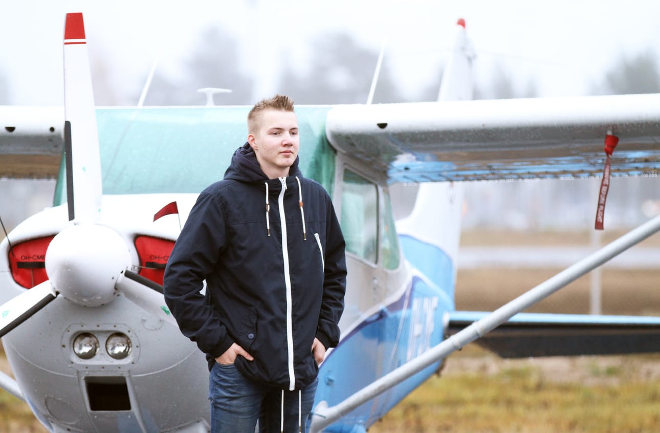 Jaakko Poletia lentäminen ei pelota, päin vastoin: - Olen ilmassa enemmän kotonani kuin tieliikenteessä!
