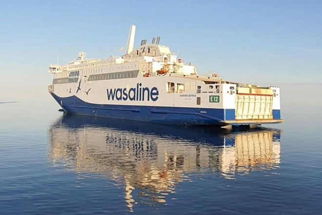 Aurora Botnia saapuu Raumalta Vaasaan keskiviikkona. Kuva: Wasaline