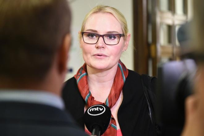 Kansanedustaja Veera Ruoho ilmoitti etukäteen äänestävänsä hallintarekisteriä vastaan. KUVA: Jarno Kuusinen/AOP