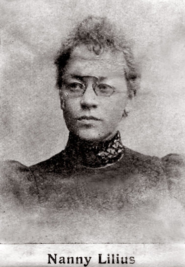 Nanny Lilius (1863–1941) oli Oulun yhteislyseon johtajatar 1920–1930-luvuilla. Koulun nimi on nykyään Oulun Suomalaisen Yhteiskoulun lukio.