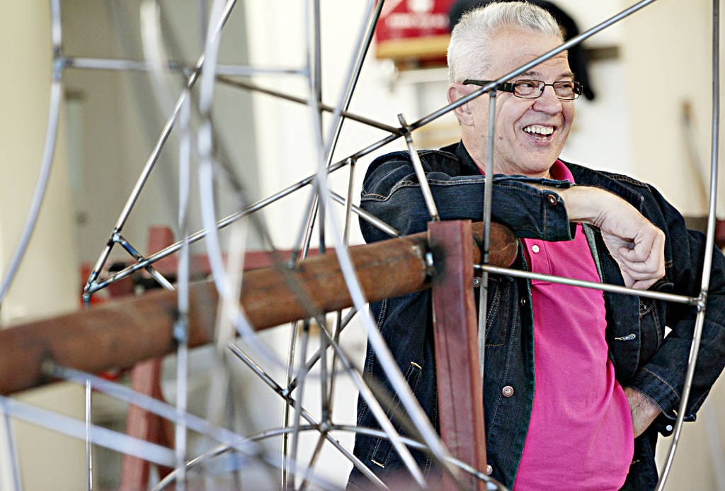 Taiteilija Reijo Hukkasen kolmetoistametrinen hauki on vielä kehikkovaiheessa.