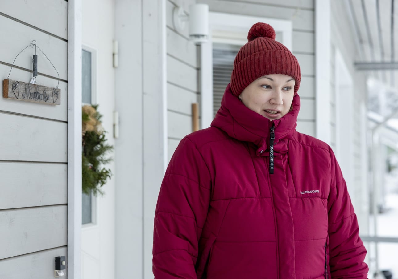 Aino Merikanto on huolissaan koulun poistumisen vaikutuksista koko alueen vetovoimaan.