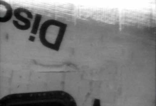 Discoveryn pinnassa havaittiin kupla.