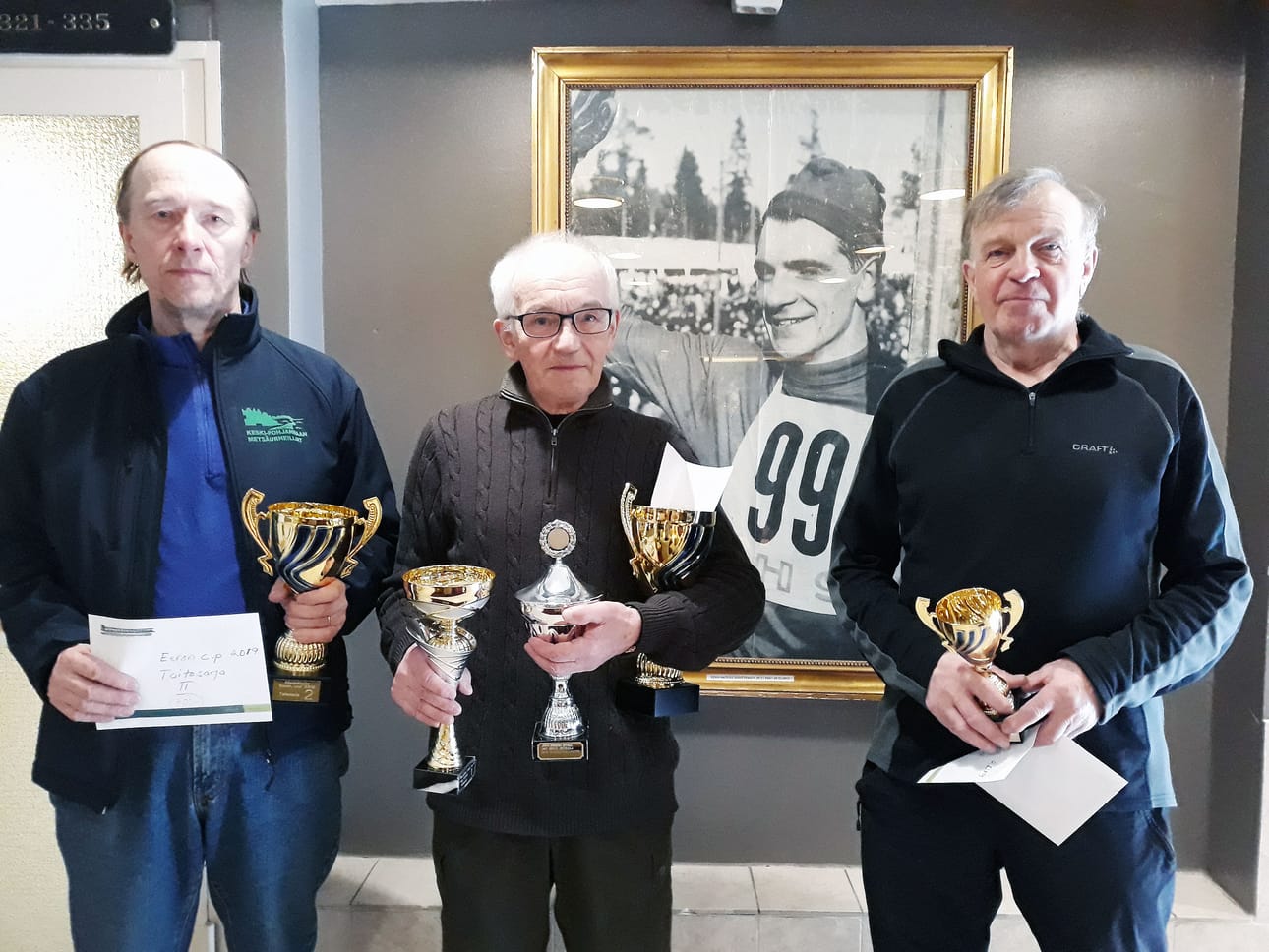 Taitosarjan kolme parasta: Hannu Pääkkö (oik.), Teuvo Jalonen ja Antti Sivonen.