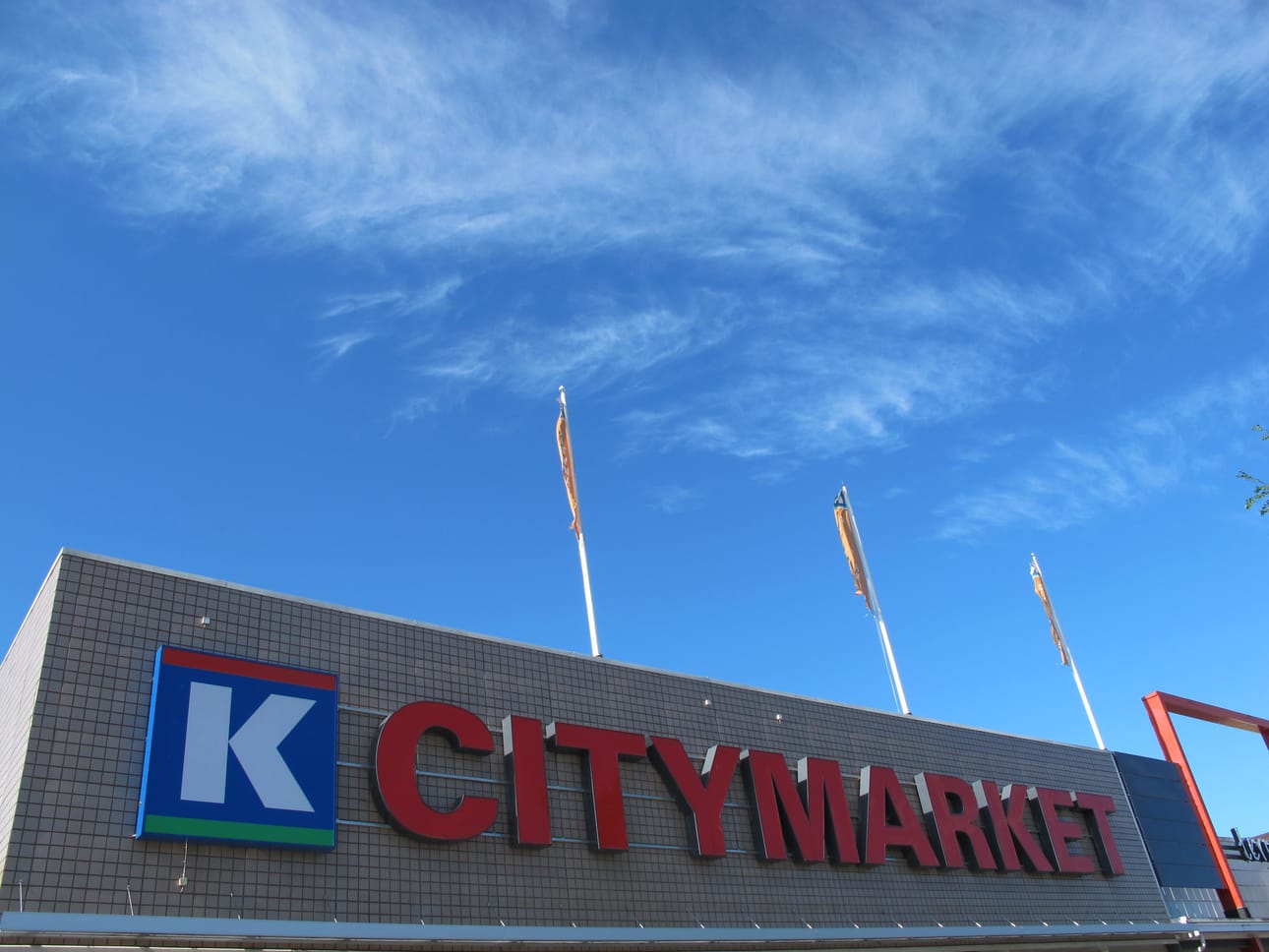 Voittoisa rivi pelattiin Oulussa Raksilan K-Citymarketissa.