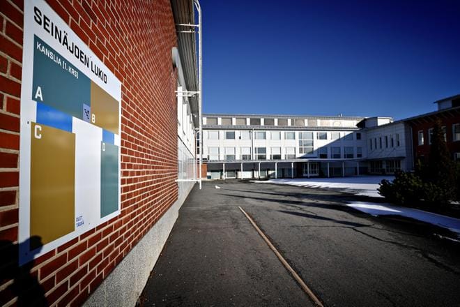 Seinäjoen lukion fysiikan lehtorin toiminta herättää keskustelua. Arkistokuva.
