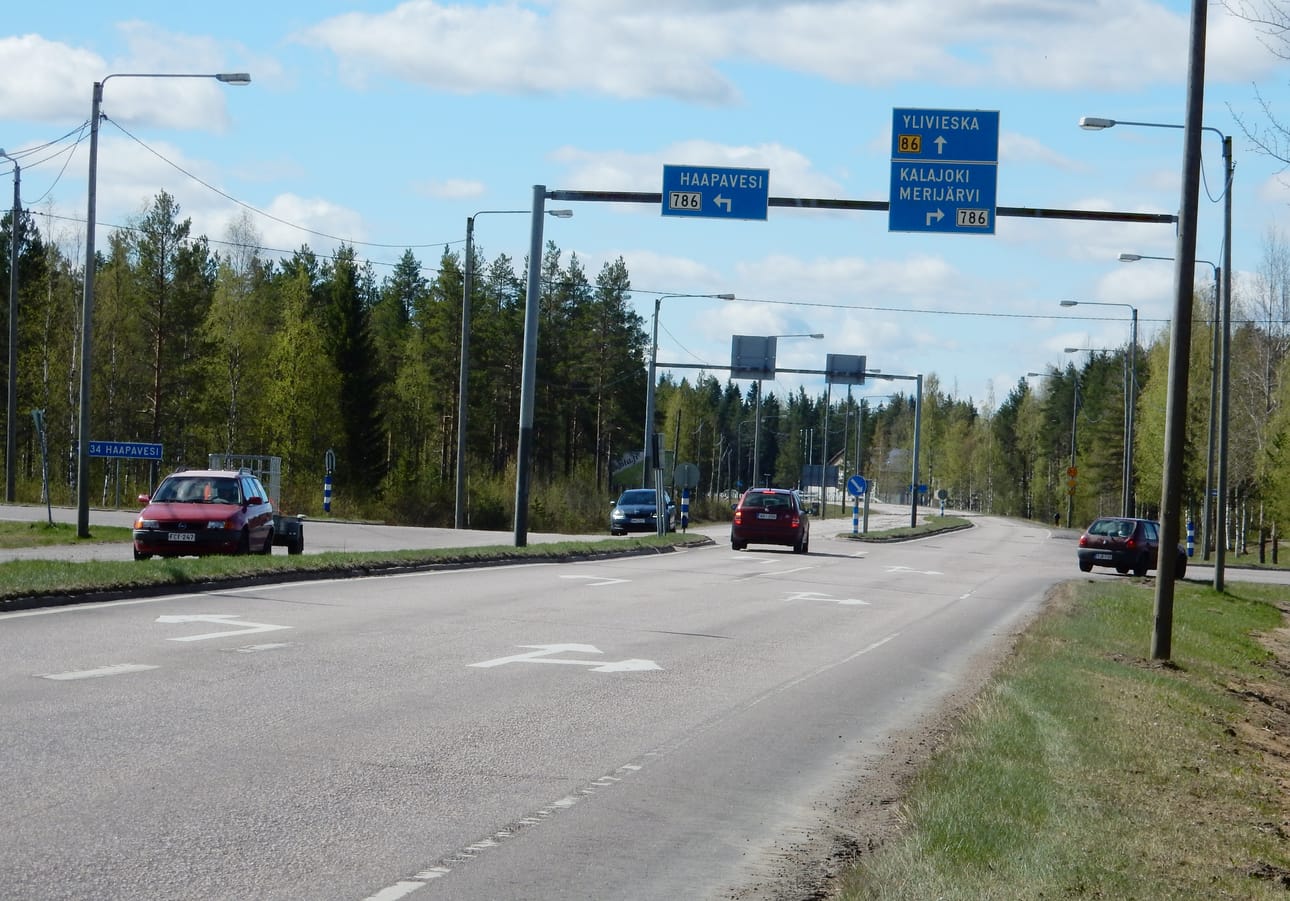 Oulaisten ensimmäiset liikennevalot tulevat Nesteen risteykseen, kantatie 86:lle.
