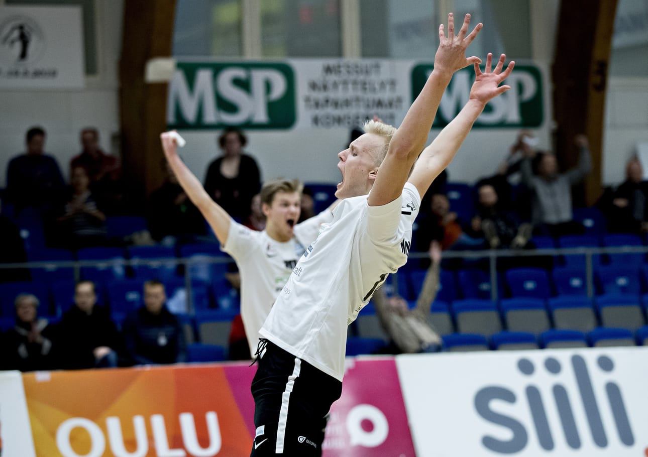 Miesten lentopalloliiga: Etta-Perungan Pojat.