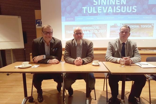 Sinisten puoluesihteeriksi ovat ehdolla Matti Torvinen (vas.), Pekka M. Sinisalo ja Juha A. Malmi. KUVA: Aki Taponen