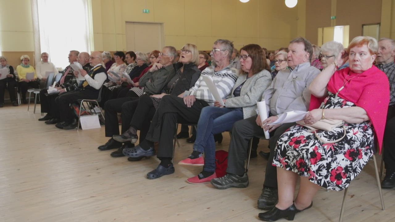 Punaorvon vala kajahti Koskelankylän Walon salissa