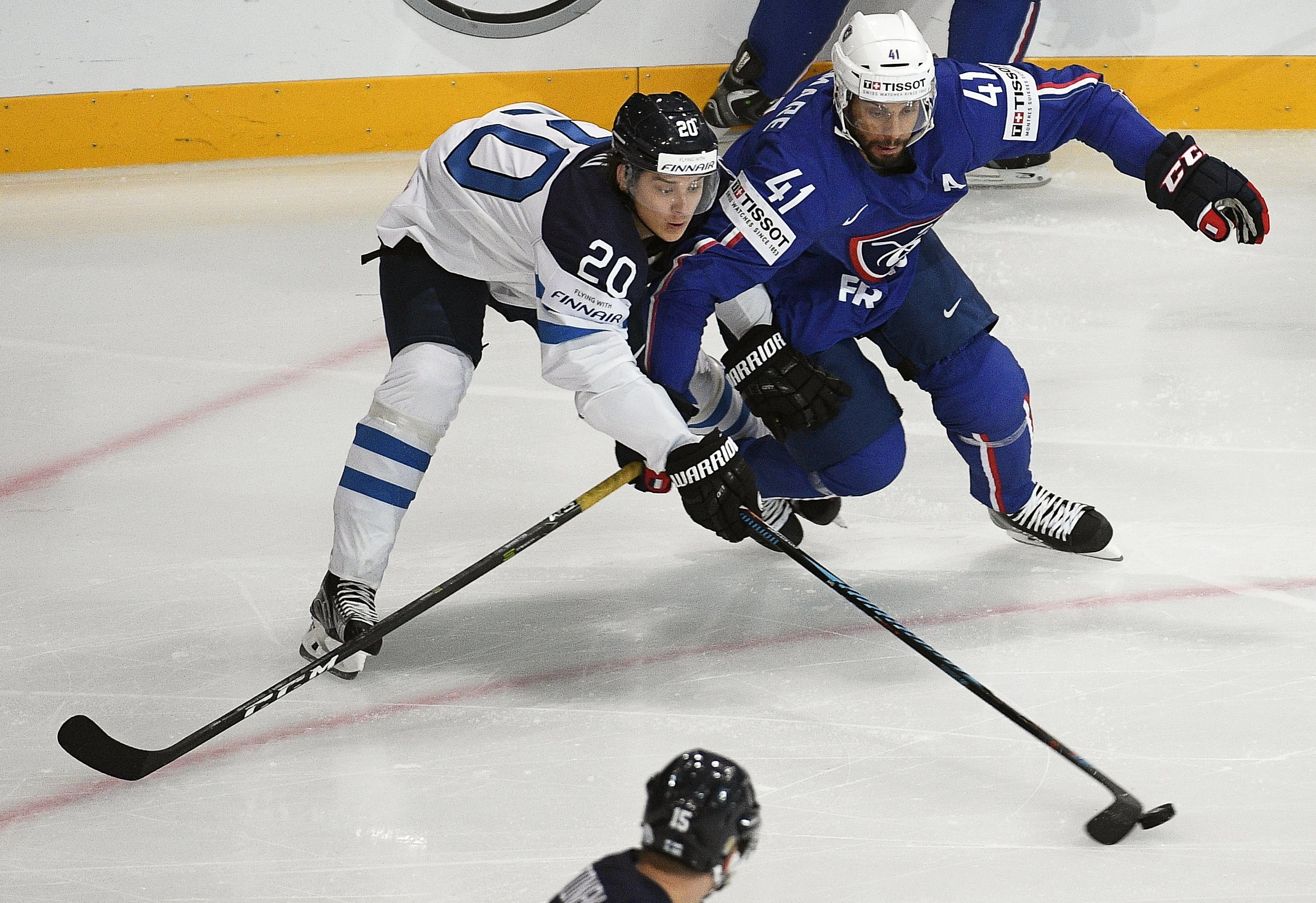 Sebastian Aho oli kentällä Suomen kolmen maalin aikana. Ykkösketjun peli ei sujunut samaan malliin kuin perjantain Valko-Venäjä-pelissä.