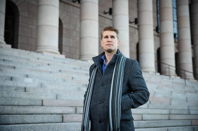 Ulkopoliittisen instituutin tutkijan Henri Vanhasen mukaan vuosittainen ulko- ja turvallisuuspolitiikan ilmoitus palvelisi yhteiskunnallista keskustelua nopeissa muutoksissa. KUVA: Arttu Laitala