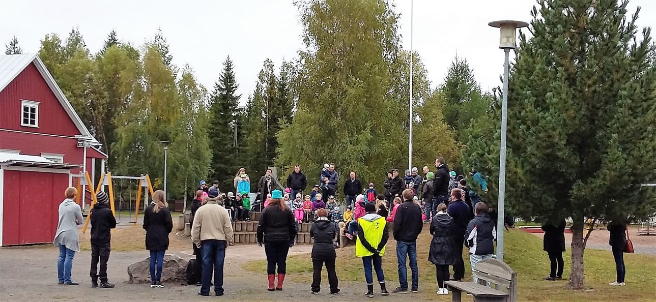 Päivä alkoi aamunavauksella.