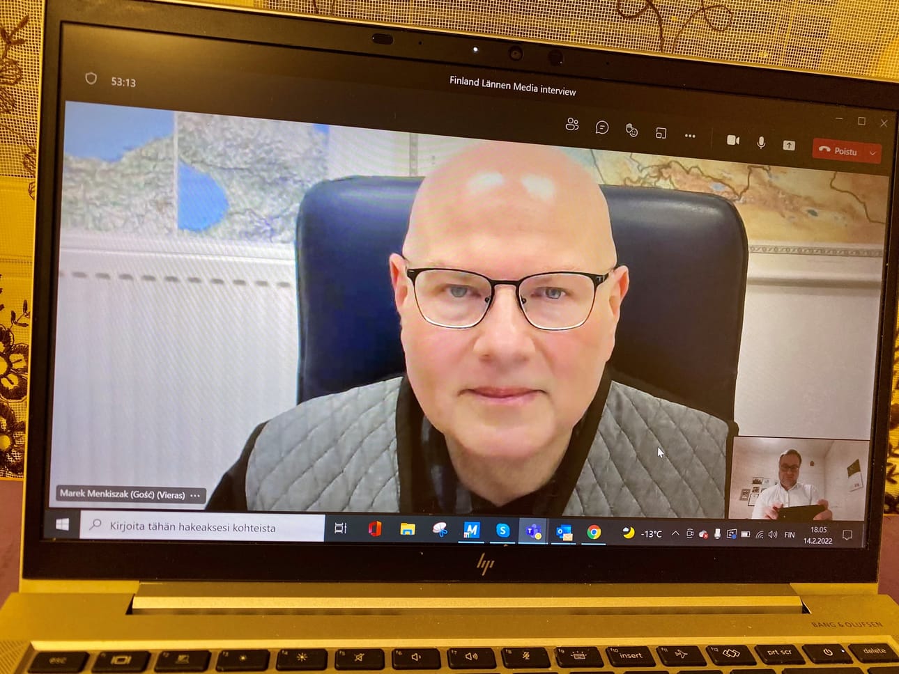 Puolan idäntutkimuksen keskuksen Venäjä-osaston johtaja Marek Menkiszak sanoo, että venäläiset eivät ole tyhmiä. Putin ymmärtää ajan tikittävän Venäjää vastaan, kun se yrittää palauttaa strategiseen kontrolliinsa entisen Neuvostoliiton alusmaat ja rakentaa puskurivyöhykkeen Keski-Eurooppaan.