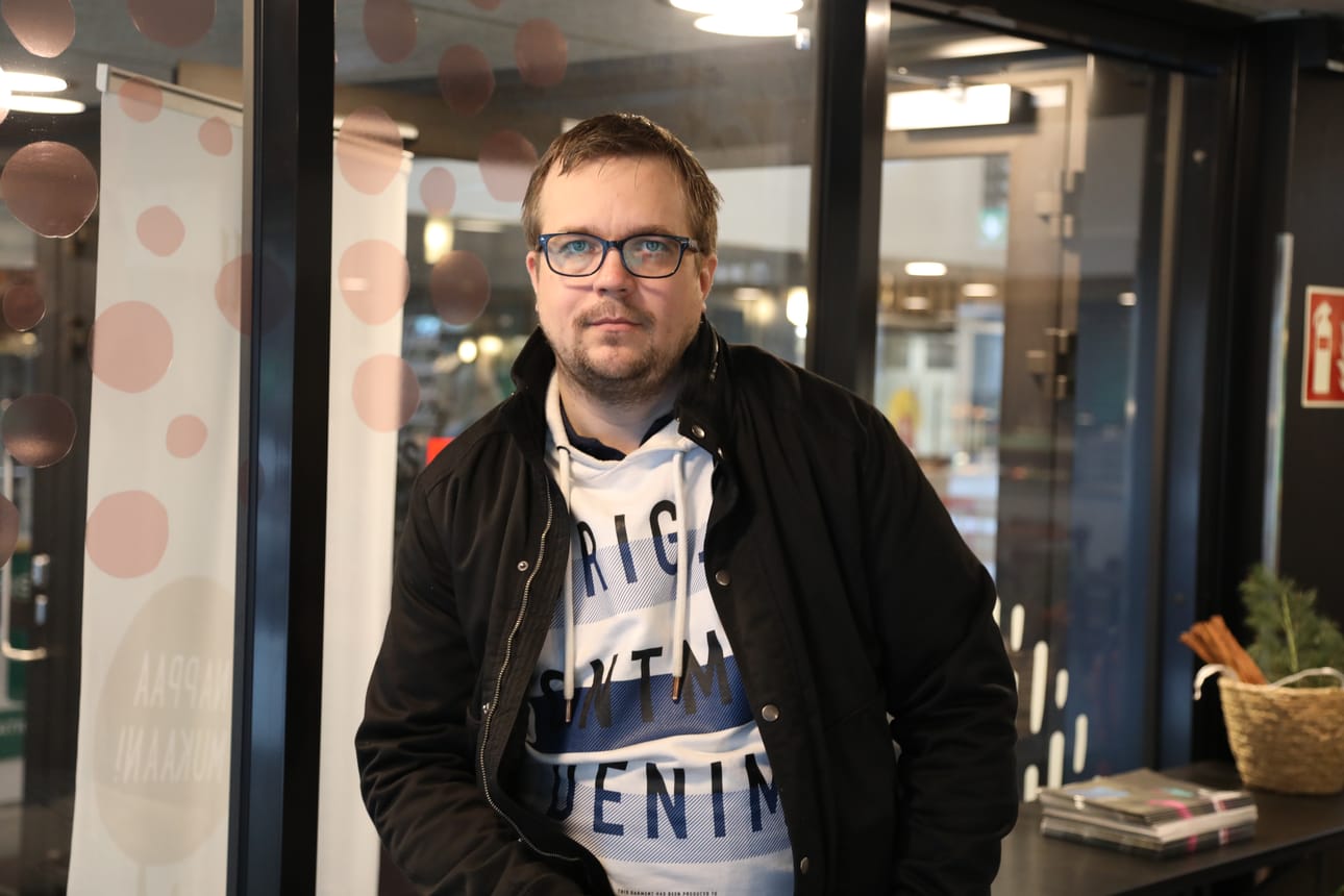 Mika Mattila on saanut tunnustuksen toiminnastaan Muhoksen Yrittäjien paikallisyhdistyksen puheenjohtajana.