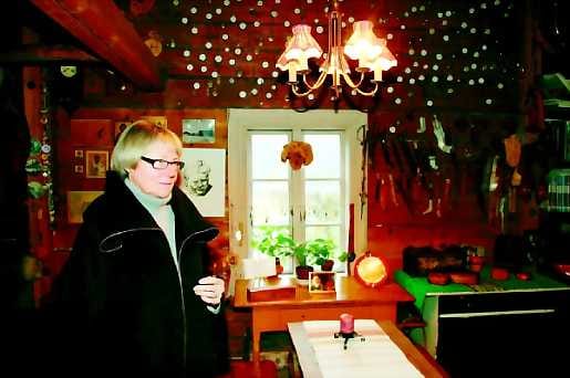 Suojelu velvoittaa. Särestön vanhimman osan 1870-luvulta olevan päärakennuksen koko esineistö on jo inventoitu ja luetteloitu. Museonjohtaja Liisa Tervahauta-Kauppala odottaa ensi kesää, jolloin kengitetään rakennuksen lattia.
