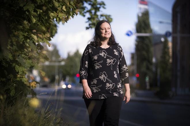Itsenäisyyspuolueeseen vasta viime vuonna liittynyt Päivi Khleif valittiin juuri puolueen 3. varapuheenjohtajaksi. Hän haluaa pitää Vaasan seutua ja Pohjanmaata esillä puolueessa. KUVA: JARNO PELLINEN