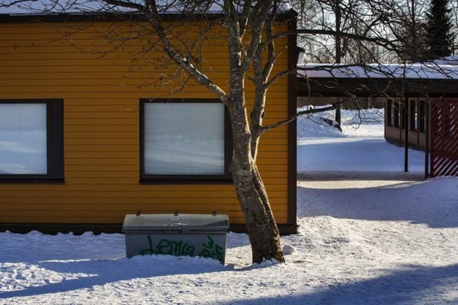 Vanhempainyhdistyksen mukaan Vanhan Vaasan koulussa oireillaan huonon sisäilman takia jo koko talossa. Opettajista on puolella vaivoja, ja uusia ammattilaisia on vaikea saada. KUVA: MINNA ANTILA