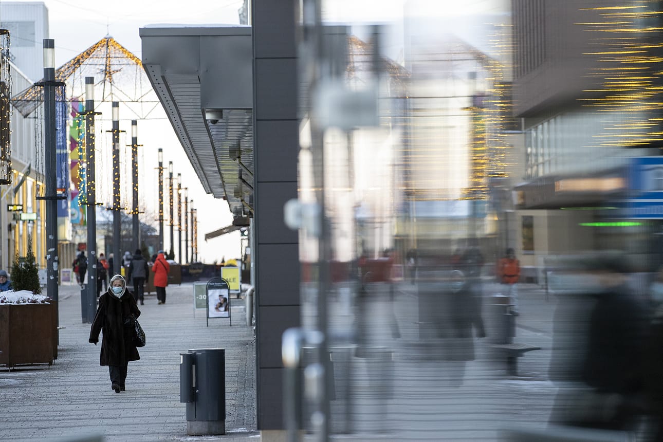 Oulu on palannut koronavirusepidemian leviämisvaiheesta kiihtymisvaiheeseen.