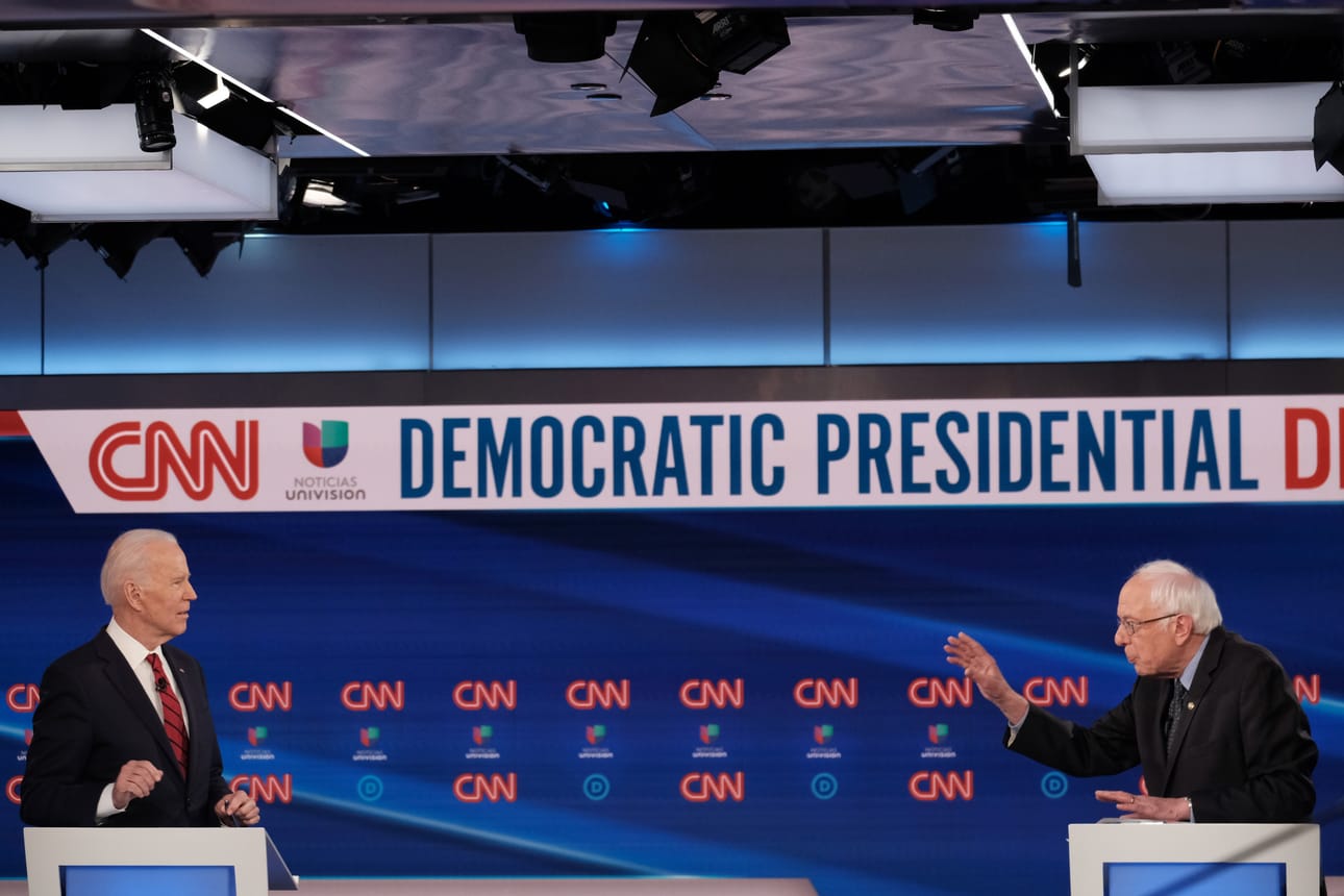 Joe Biden ja Bernie Sanders olivat vaaliväittelyssä maaliskuussa.