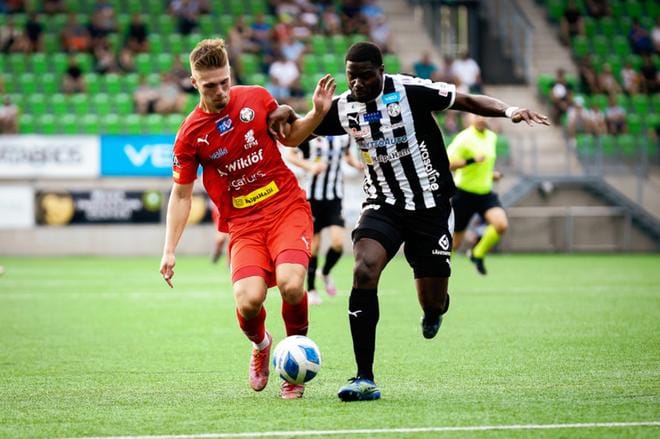 Jeremiah Streng pelasi Jaron paidassa ensimmäisen ottelunsa ja Kareem Moses puolestaan teki VPS-uransa ensimmäisen maalin. KUVA: SAMPPA TOIVONEN/APOLLO PHOTO