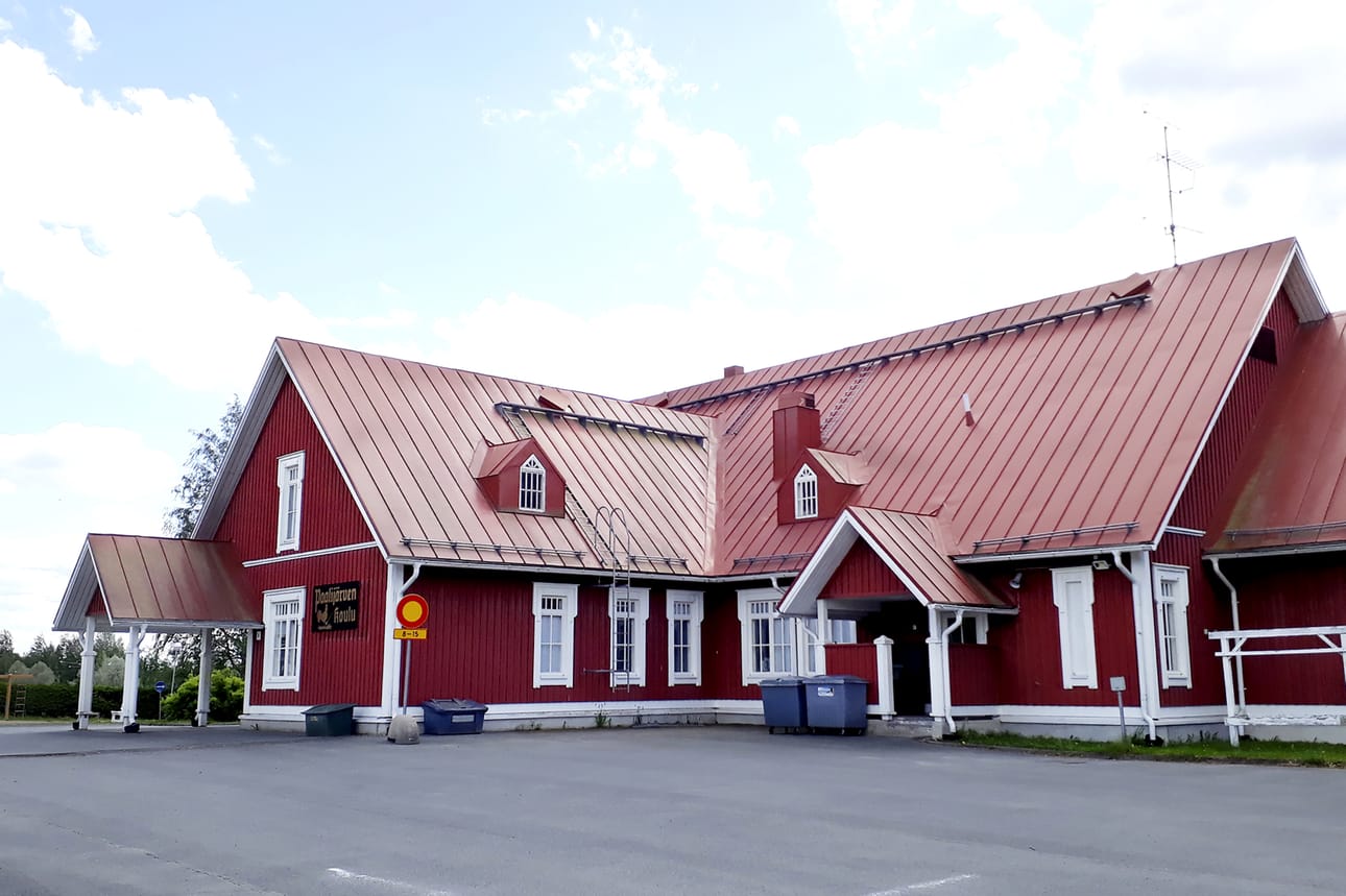 Yhtenä vaihtoehtona Alajärven kaupungilla on siirtää osa varhaiskasvatuksesta Paalijärven koululle. Arkistokuva.