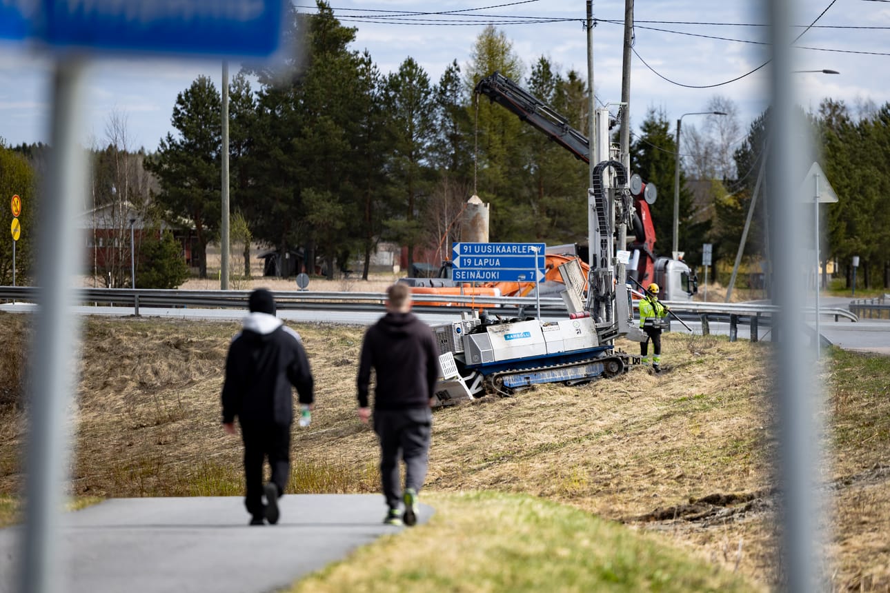 Tepon risteys on vaarallinen ja monet odottavat muutostöiden alkamista malttamattomina.