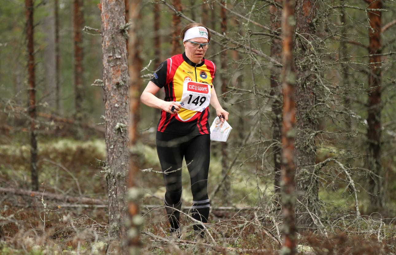 Järjestävää seuraa SK Pohjantähteä edustanut Jouni Kujala voitti miesten pääsarjan näytöstyyliin.
