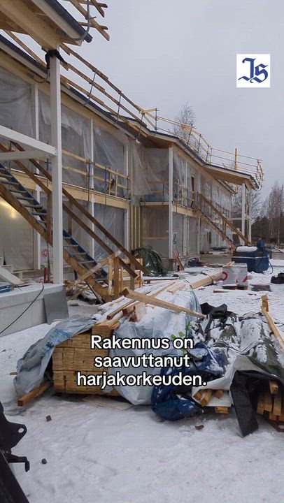 Miltä näyttää Jurvan uuden luhtitalon sisällä? – Katso video työmaalta