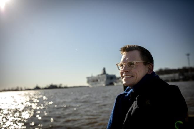 SDP:n puoluesihteeri Antton Rönnholmilla on kuuden vuoden kokemus Brysselissä työskentelystä. KUVA: Joel Maisalmi