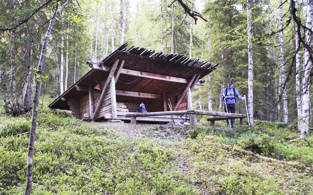 Kouvan laavu on nätillä paikalla ja helposti saavutettavissa.