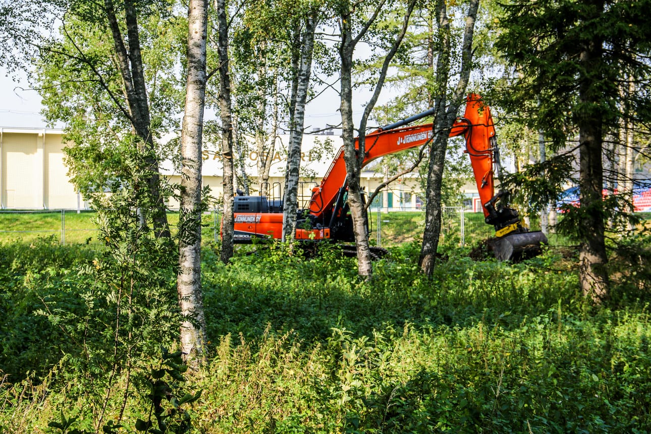 Mansikkanokankadun rakentamistyöt ovat parhaillaan meneillään Kemissä.