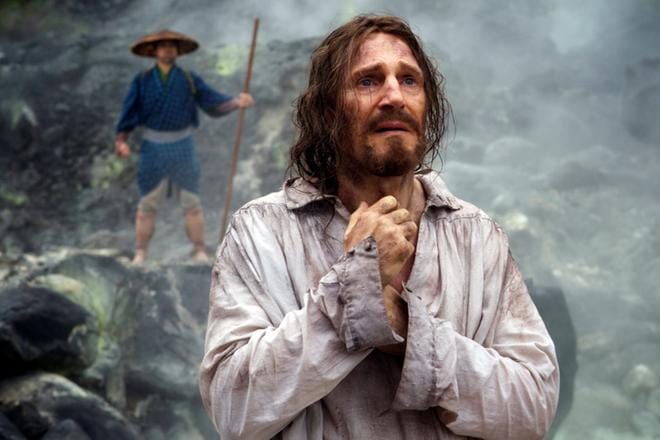Kaksi jesuiittapappia matkustaa 1600-luvulla Japaniin etsimään oppi-isäänsä (Liam Neeson) ja levittääkseen uskoaan, mutta kohtaavat väkivaltaa ja vainoa. KUVA: Kerry Brown