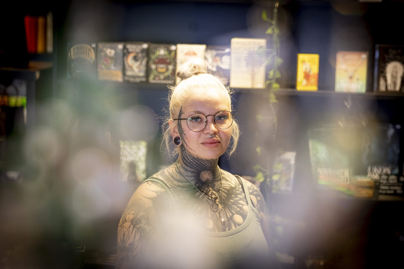 Julia Mäkelä sanoo, että maanläheinen kekri sopii suomalaiseen tyyliin amerikkalaista halloweenia paremmin. Hänen perustamansa Kekri Fest & Feast laajenee tänä vuonna edellisvuosia suuremmaksi tapahtumaksi.