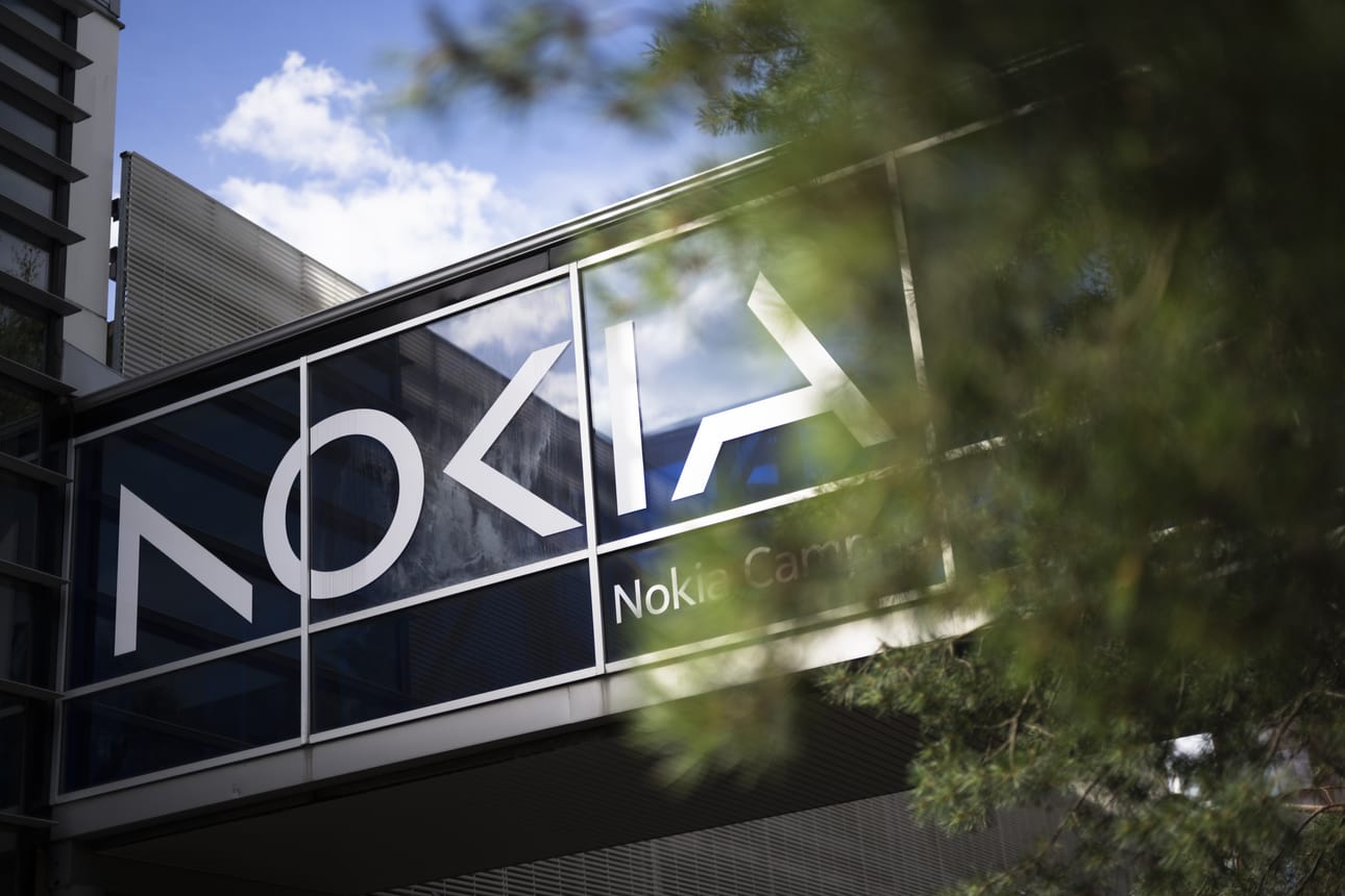 Nokia kiilasi heinä-syyskuussa Helsingin pörssin kymmenen suosituimman osakkeen listalla toiselle sijalle.