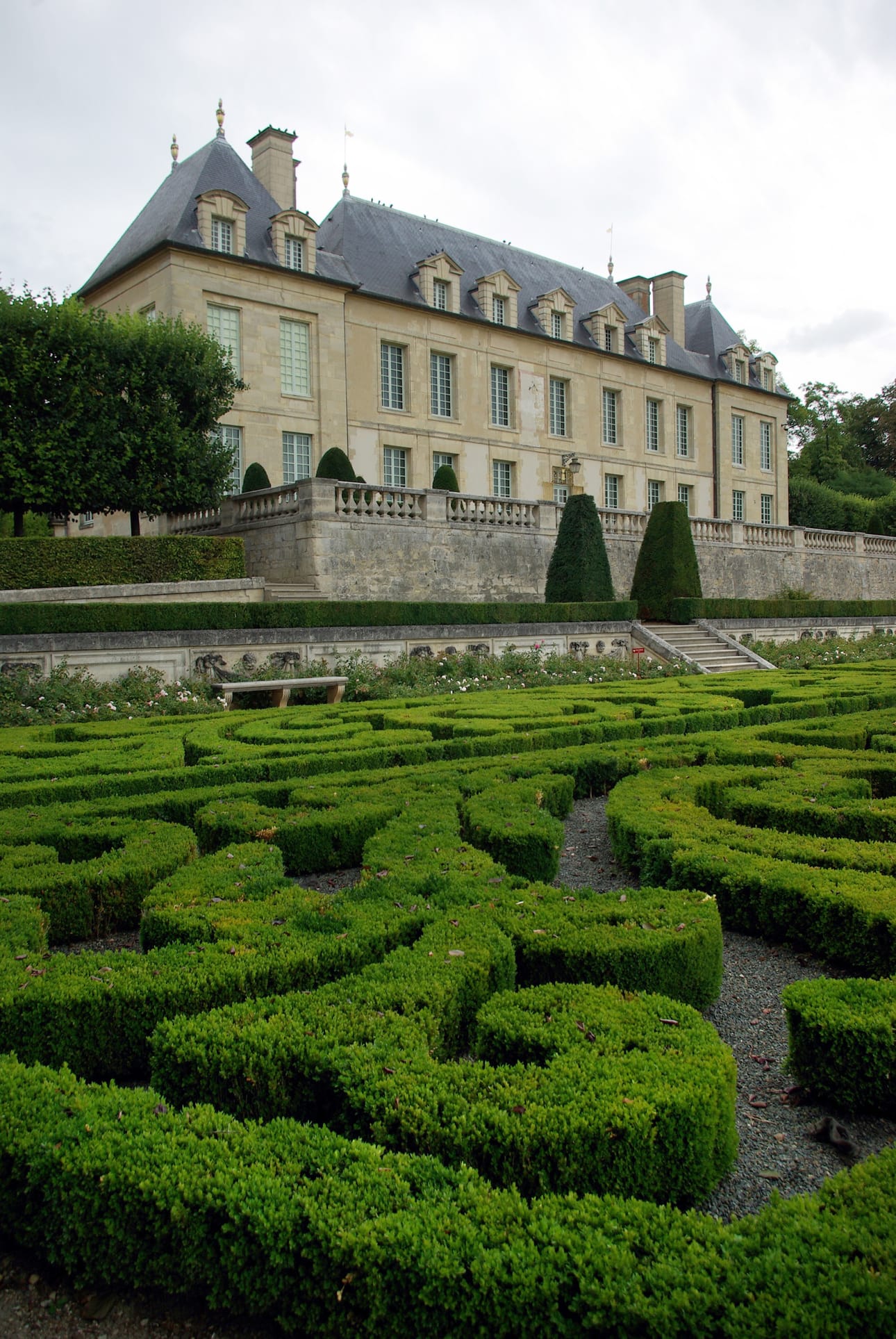 Auvers-sur-Oise´n linnan museo keskittyy impressionismiin ja sen eri vaiheisiin.