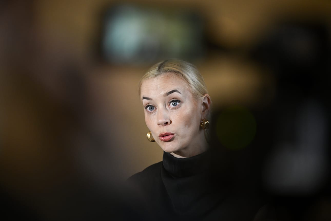 Vihreiden puheenjohtaja Sofia Virta kertoi lähteneensä mukaan tosi-tv-ohjelmaan henkilökohtaisista syistä, eikä kadu osallistumistaan.