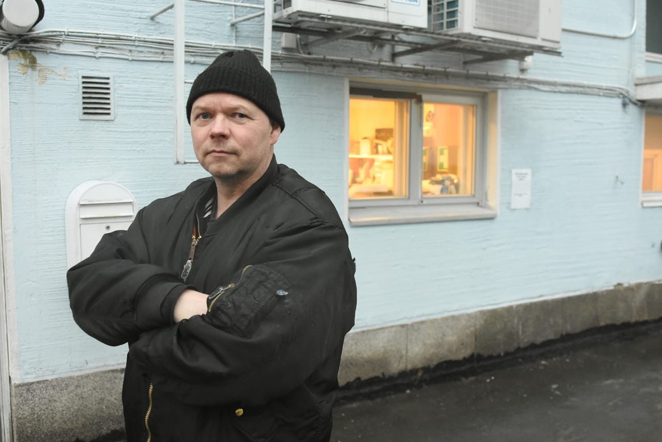 Iiläinen Jari Tumelius työskenteli Cafe Adamin sekä Rockoffin äänentoistoteknikkona.