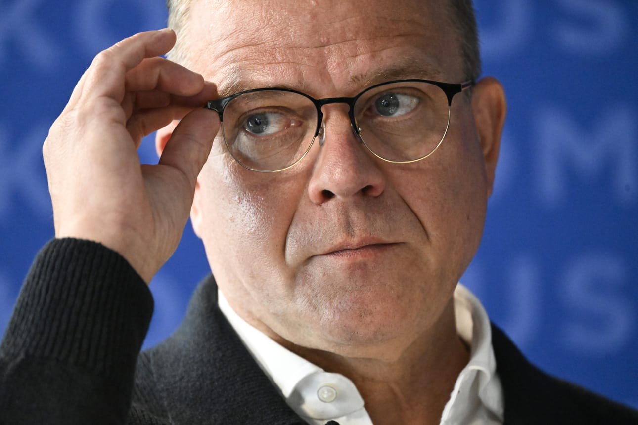 Kokoomuksen piirijohtajat vakuuttavat, että puoleen puheenjohtaja Petteri Orpolla on yhä puolueen tuki.
