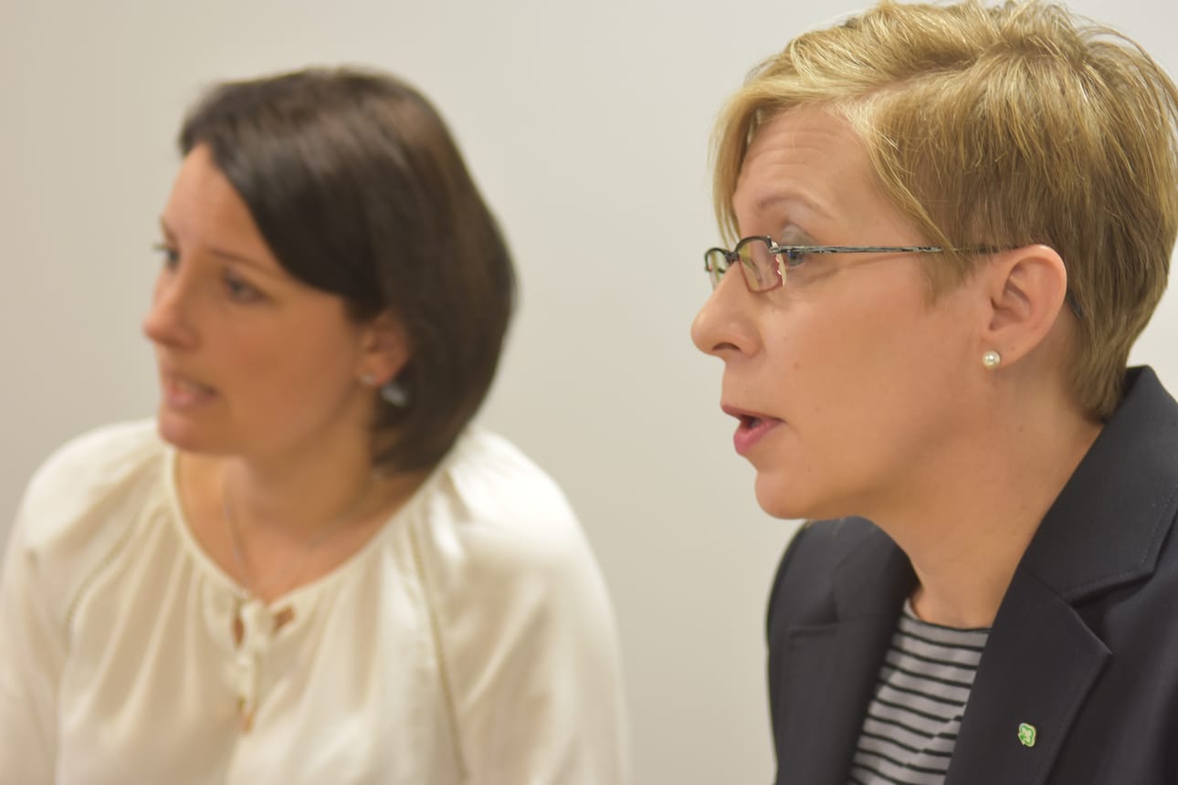 Karita Karvosen ja Mari-Anne Mankisen mielestä Kuusamossa on positiivinen vire. Esimerkkejä ovat keskustan, HCR:n ja Rukan rakennusinvestoinnit.