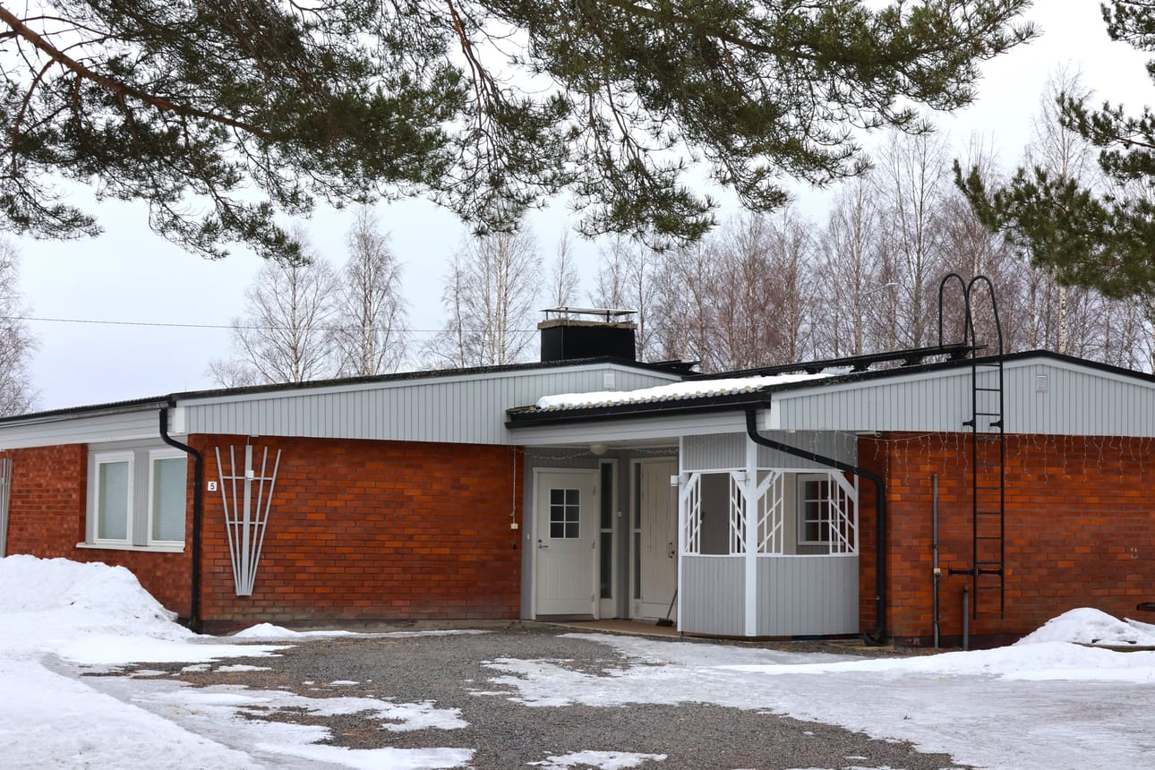 Kunnanvaltuusto teki maaliskuussa yksimielisen päätöksen siitä, että Punnintien omakotitalo lähtee myyntiin netin huutokaupassa ilman pohjahintaa.