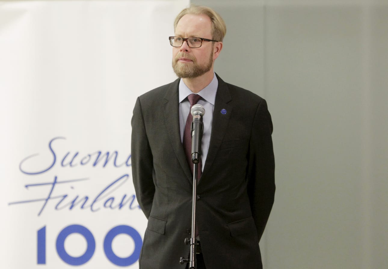 Olli Kantanen ulkoministeriöistä sanoo, että Suomi noudattaa EU:n perussopimuksessa mainittua oikeusvaltion periaatetta. Arkistokuva.